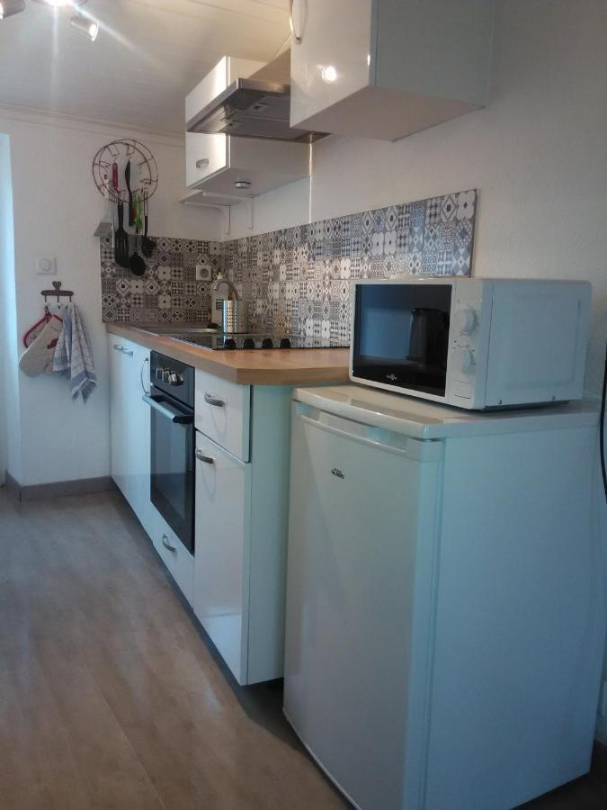 Holiday home La Maisonnette Des Louves - Rural Avec Jardin Barbechat
